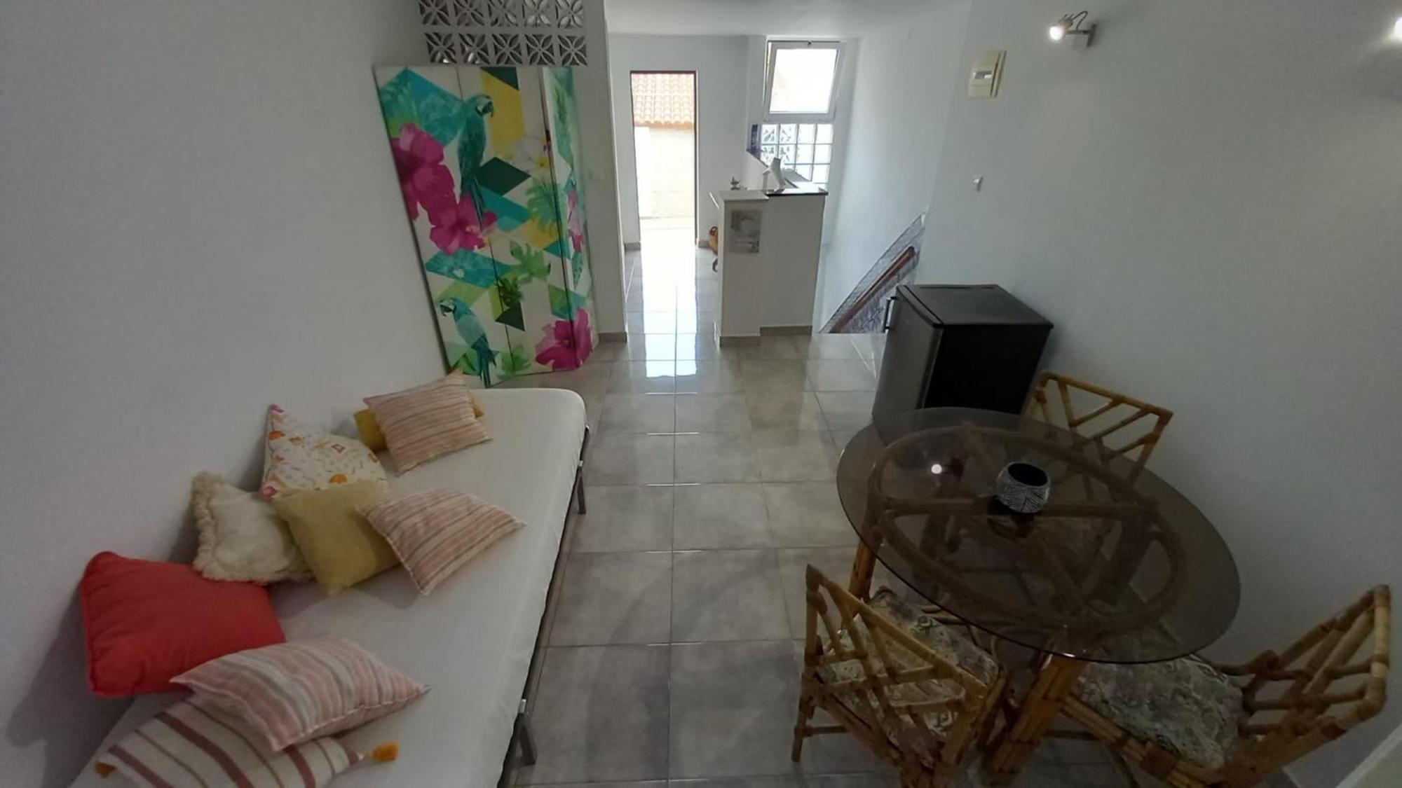 Alvito Guest House - Comfortable Room With Private Bathroom ลิสบอน ภายนอก รูปภาพ